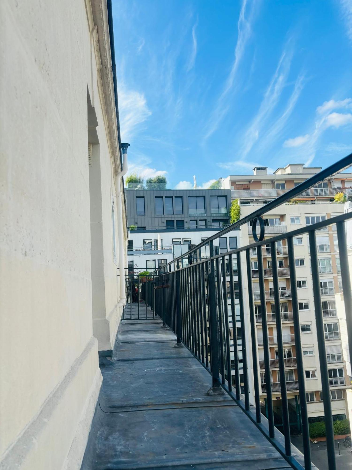 La Maison Du Bonheur A Charonne Párizs Kültér fotó